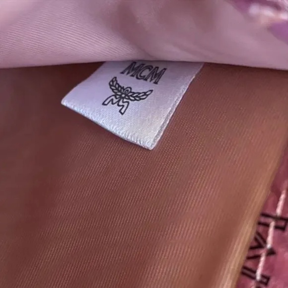 MCM Visetos Leather Envelope Clutch Pink - Picture 4 of 4